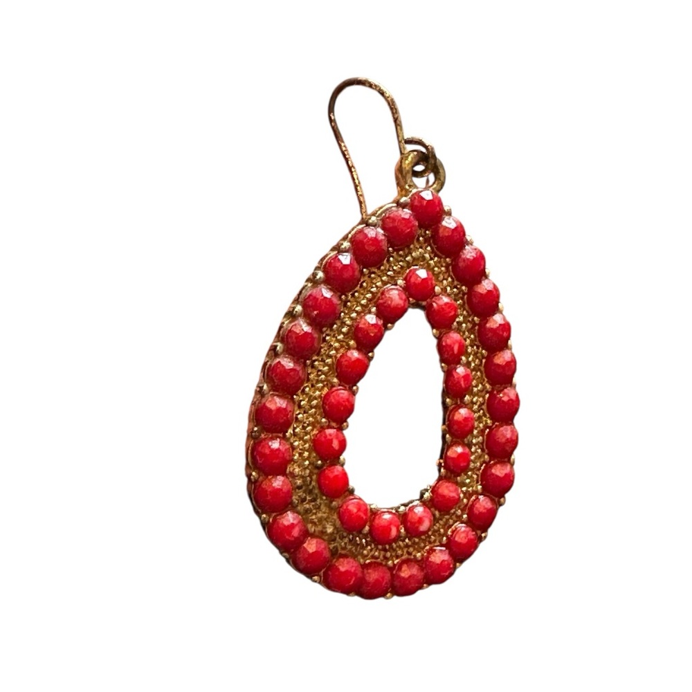 Vintage Inspired Red Beaded and Gold Hollow Teardrop Drop Earrings - Picture 5 of 6